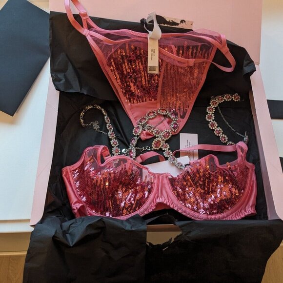Agent Provocateur Calista Bra (34C) and Panty (Size 4 / AP Size 2) Set - Picture 4 of 12
